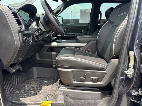 New 2026 RAM 2500 Laramie w/ Night Edition AWD/4WD image 24