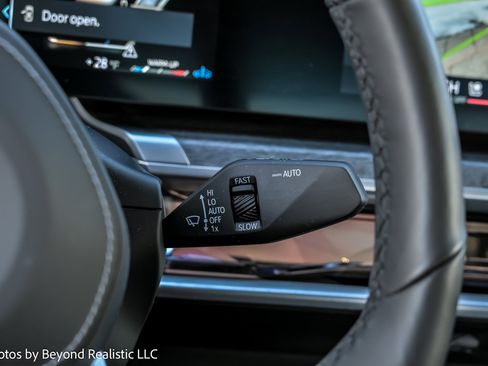 Used 2025 BMW 740i xDrive w/ Premium Package image 45