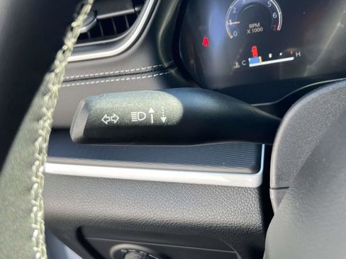 Used 2025 Jeep Grand Cherokee L Altitude image 21