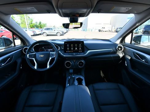 Used 2023 Chevrolet Blazer LT w/ Sound & Technology Package AWD/4WD image 3