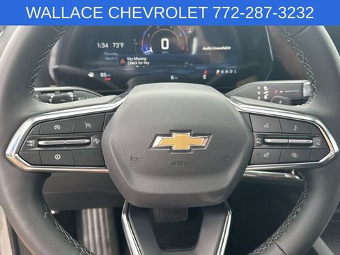 Used 2026 Chevrolet Equinox LT w/ Safety and Technology Package FWD image 17