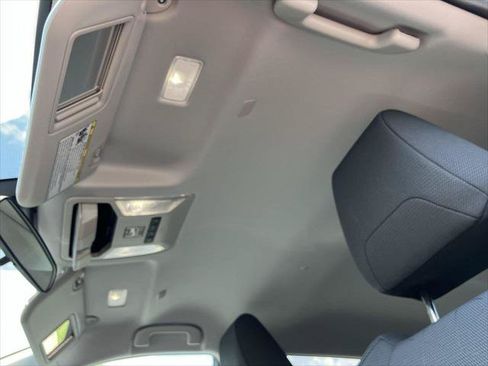 Certified 2025 Toyota RAV4 XLE AWD/4WD image 20