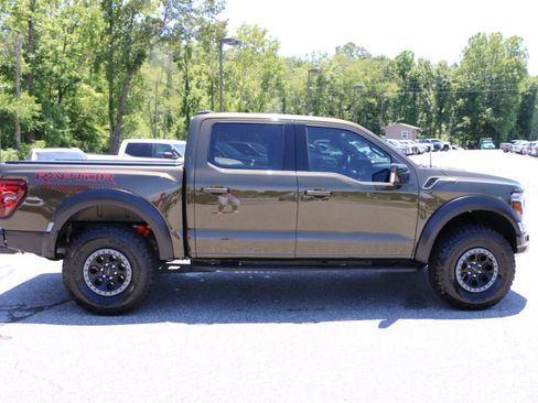 Used 2025 Ford F150 Raptor AWD/4WD image 8