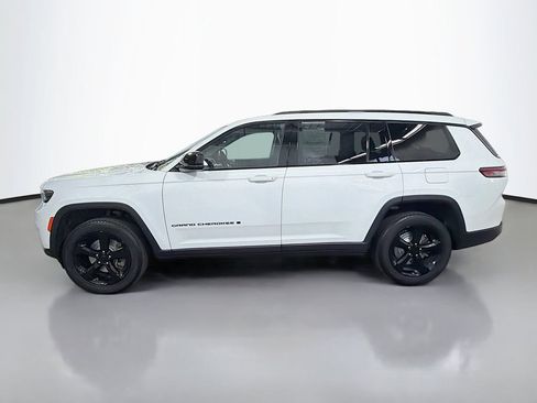 Used 2023 Jeep Grand Cherokee L Laredo AWD/4WD image 6