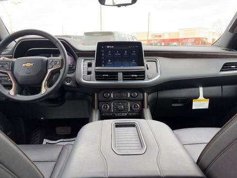 Used 2024 Chevrolet Tahoe High Country image 16
