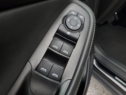 Used 2025 Buick Encore GX Preferred image 18