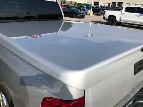 Used 2011 Chevrolet Silverado 1500 LT w/ All-Star Edition AWD/4WD image 4