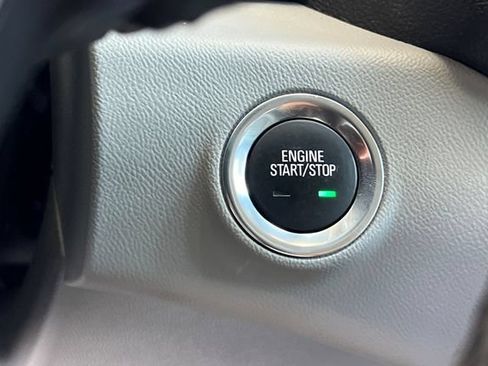 Used 2023 GMC Terrain SLT AWD/4WD image 29