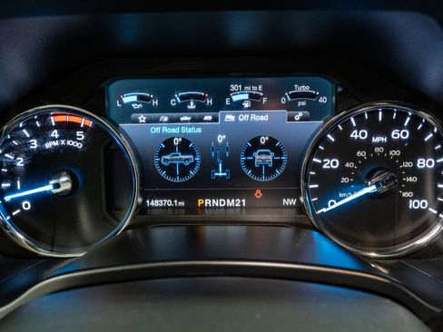 Used 2019 Ford F250 Lariat image 22