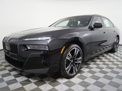 New 2026 BMW 760i xDrive w/ Executive Package image 7