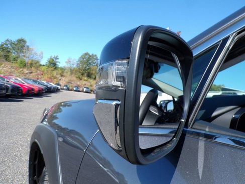 Certified 2025 Subaru Outback Premium image 3