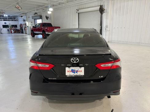 Used 2018 Toyota Camry LE w/ Convenience Package image 25