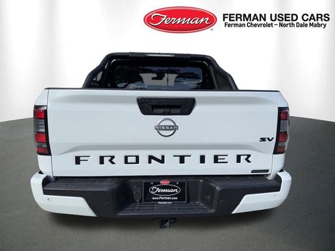 Used 2023 Nissan Frontier SV w/ Midnight Edition Package image 10