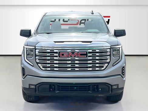 Used 2025 GMC Sierra 1500 Elevation AWD/4WD image 2