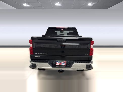 Used 2022 Chevrolet Silverado 1500 LT w/ Z71 Off-Road Package AWD/4WD image 8