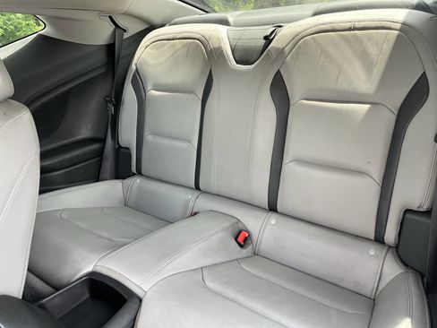 Used 2020 Chevrolet Camaro LT w/ RS Package image 9