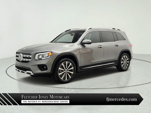 Used 2023 Mercedes-Benz GLB 250 image 1