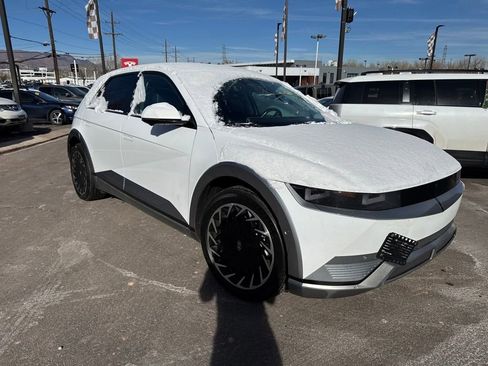 Used 2022 Hyundai Ioniq 5 Limited image 6