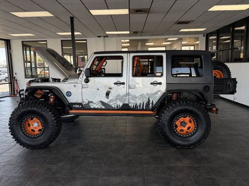 Used 2008 Jeep Wrangler Unlimited X w/ PWR Convenience Group AWD/4WD image 3