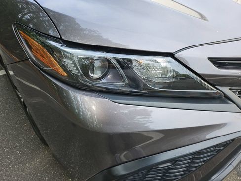 Used 2023 Toyota Camry SE FWD image 13