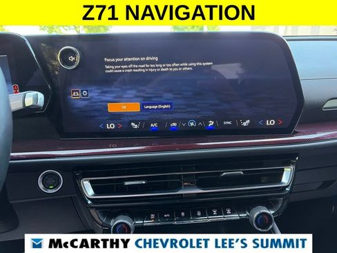Used 2024 Chevrolet Traverse Z71 AWD/4WD image 7