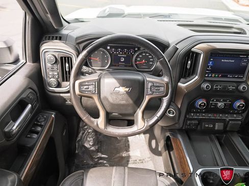 Used 2022 Chevrolet Silverado 2500 High Country w/ Z71 Off-Road Package AWD/4WD image 2