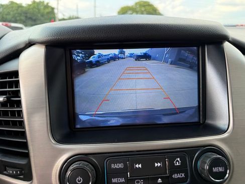 Used 2017 GMC Yukon Denali w/ Open Road Package AWD/4WD image 10