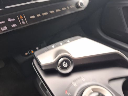 New 2025 Kia EV6 Light w/ Light LR Technology Package image 22