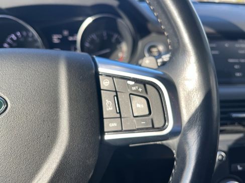 Used 2016 Land Rover Discovery Sport HSE AWD/4WD image 20