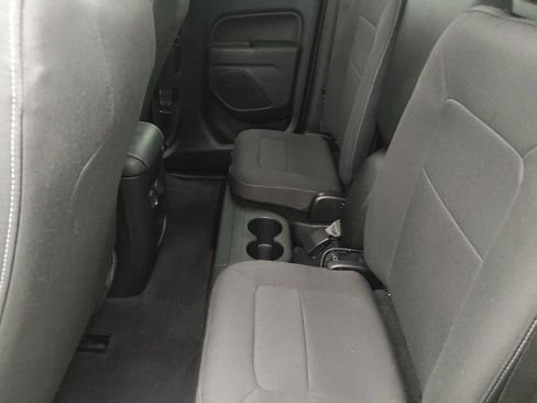 Used 2019 Chevrolet Colorado LT w/ LT Convenience Package RWD image 18