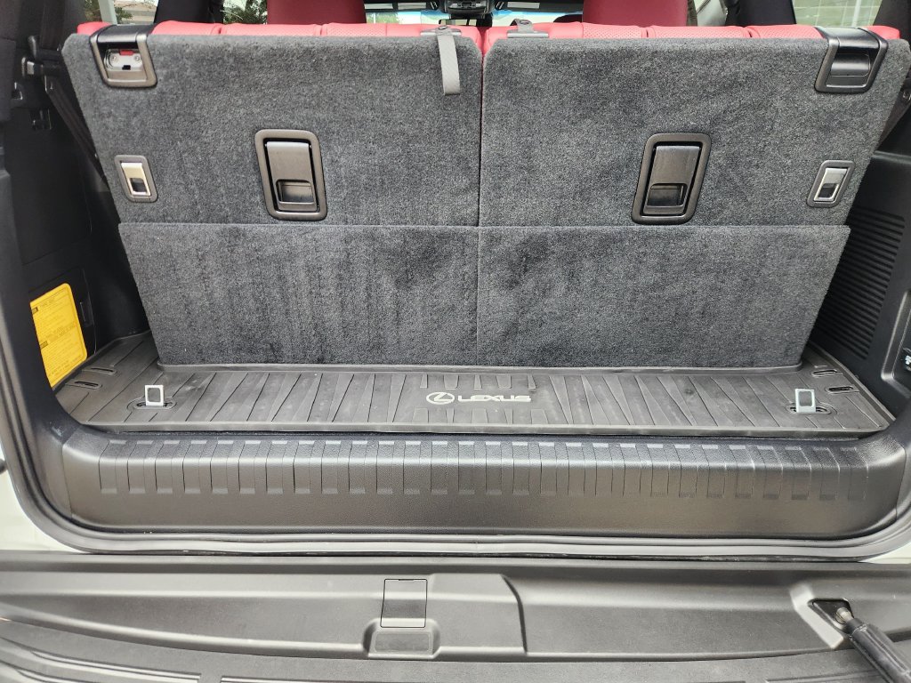 Certified 2023 Lexus GX 460 Premium w/ Premium Package AWD/4WD image 32