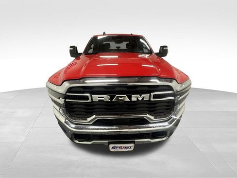 Used 2026 RAM 2500 Big Horn AWD/4WD image 3