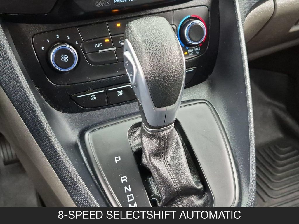 Used 2023 Ford Transit Connect XL FWD image 19