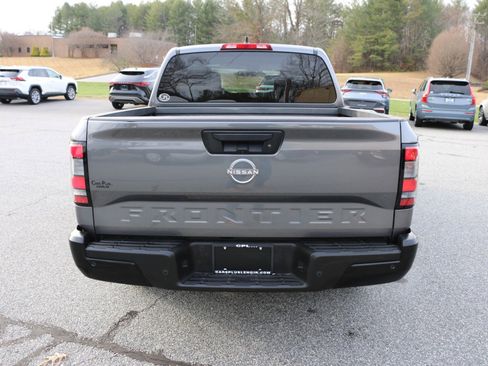 Used 2022 Nissan Frontier S w/ Technology Package image 4