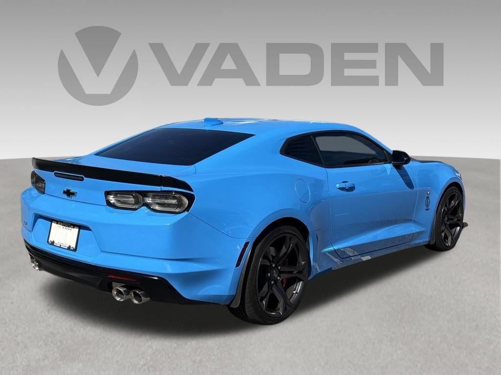 Used 2022 Chevrolet Camaro SS RWD image 5