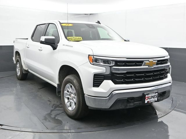 Used 2025 Chevrolet Silverado 1500 LT AWD/4WD image 6