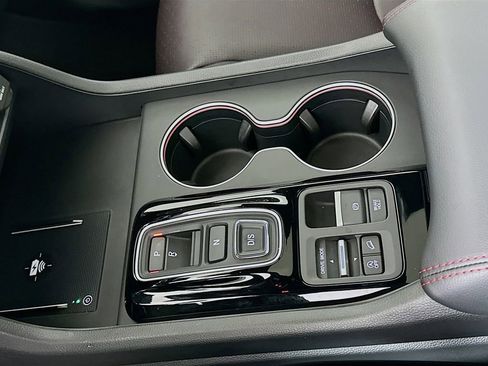 Certified 2025 Honda Pilot Black Edition image 16