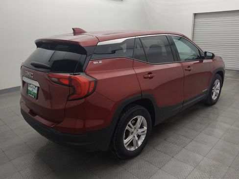 Used 2020 GMC Terrain SLE FWD image 9