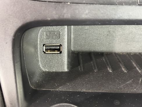 Used 2018 Ford Focus SE image 24