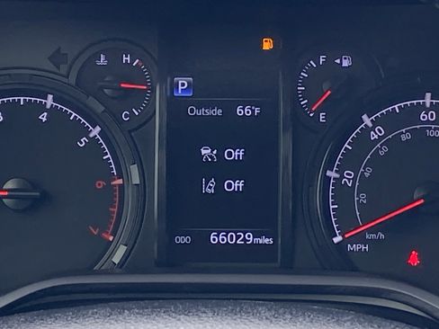 Certified 2024 Toyota 4Runner SR5 AWD/4WD image 21