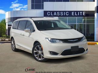 Used 2019 Chrysler Pacifica Limited w/ Advanced Safetytec Group video 1
