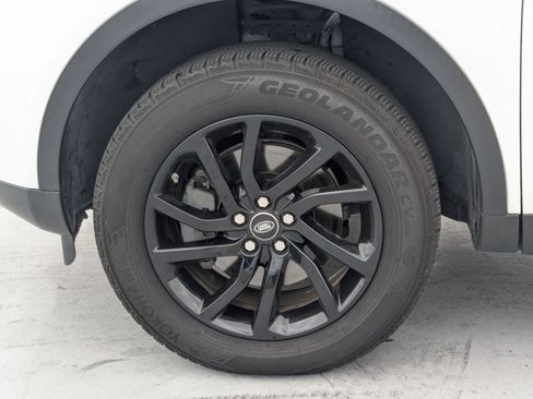 Used 2017 Land Rover Discovery Sport HSE AWD/4WD image 17