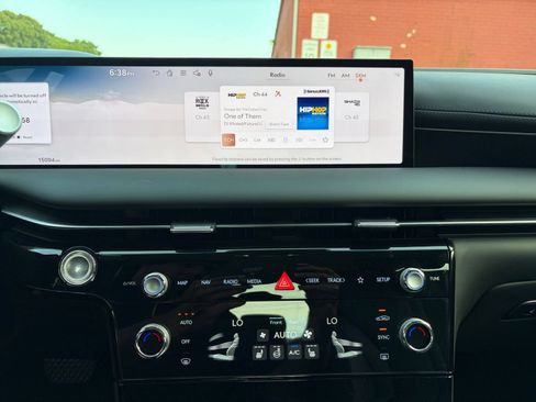 Used 2026 Genesis G80 2.5T AWD/4WD image 17