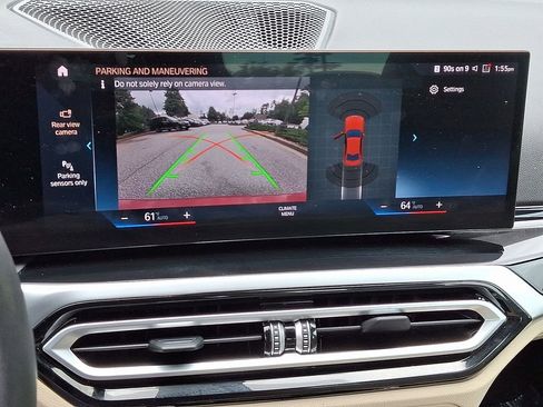 Used 2023 BMW 330i Sedan w/ Premium Package image 20