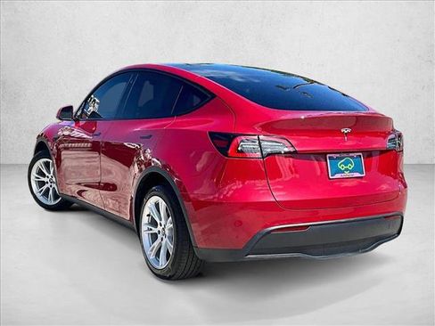 Used 2022 Tesla Model Y Long Range AWD/4WD image 13