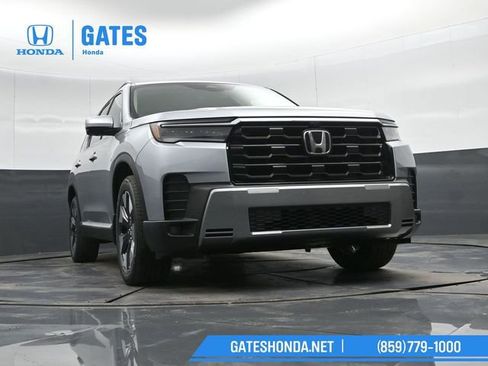 New 2026 Honda Pilot Touring image 48