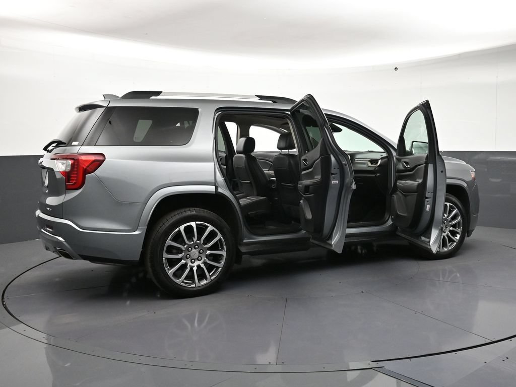 Used 2023 GMC Acadia Denali w/ Denali Technology Package AWD/4WD image 33