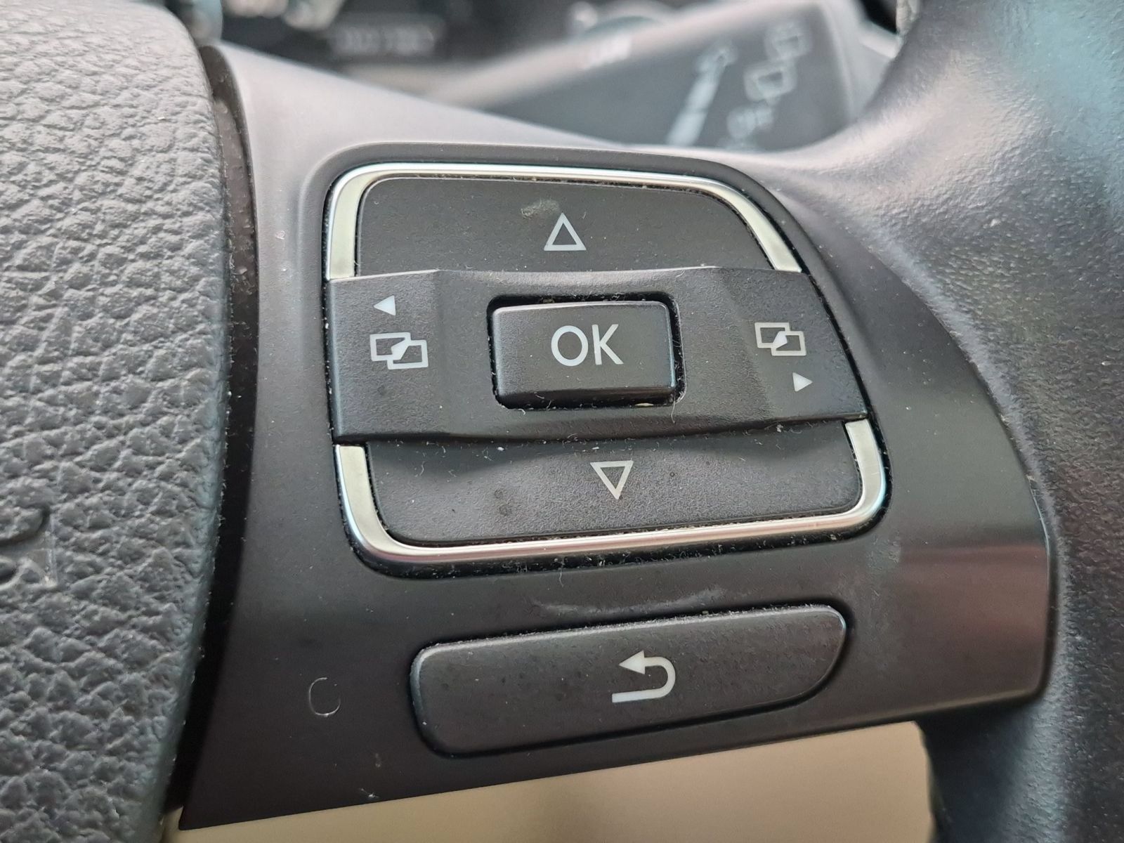 Used 2016 Volkswagen Tiguan SE AWD/4WD image 20