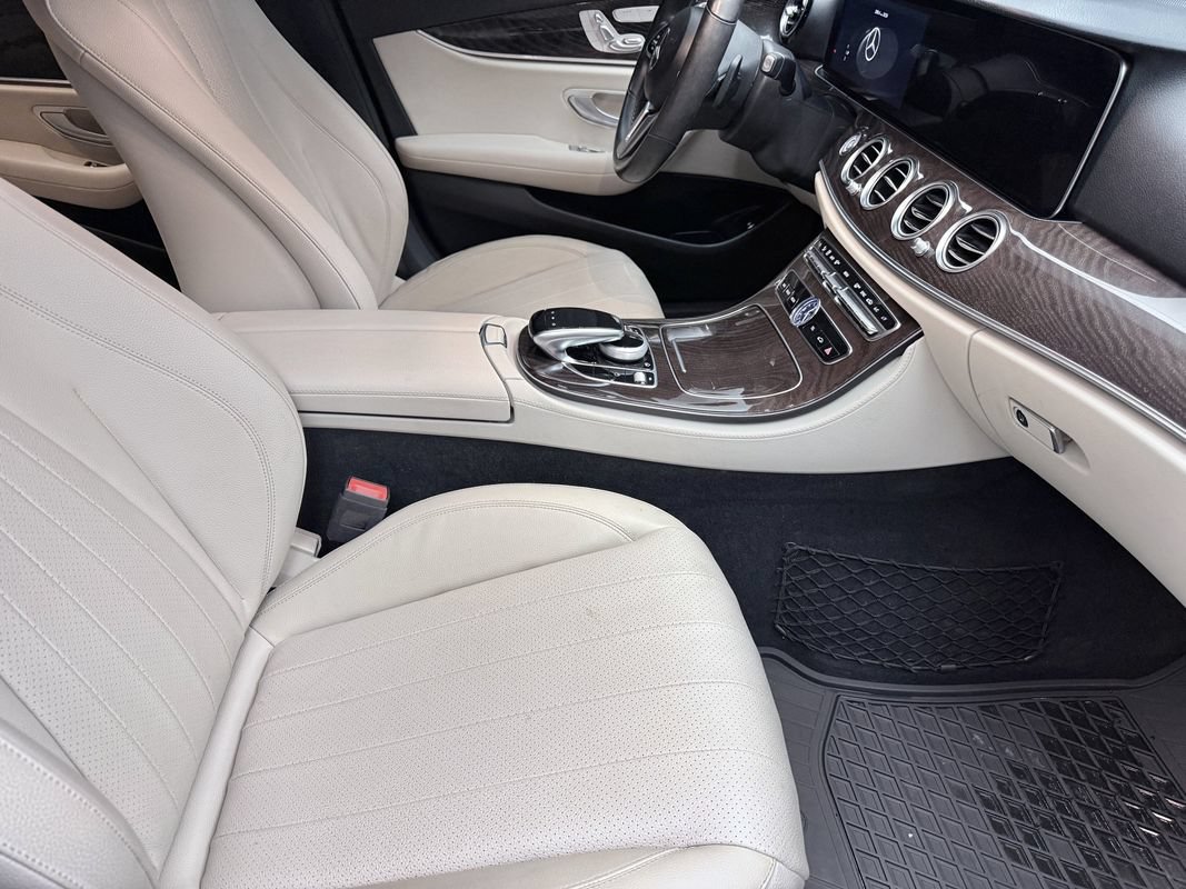 Used 2020 Mercedes-Benz E 350 4MATIC Sedan w/ Premium Package image 12