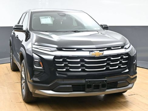 Used 2025 Chevrolet Equinox LT AWD/4WD image 47